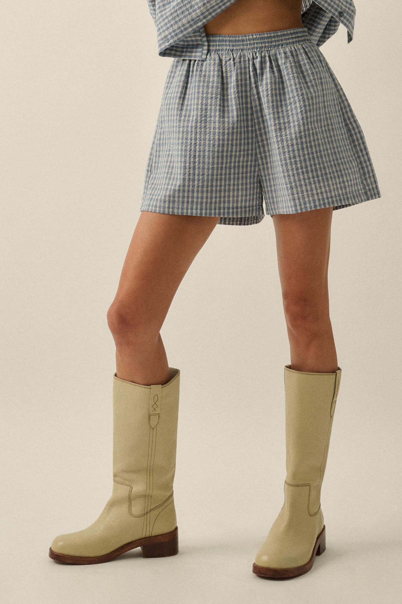 Sunny Sunday Plaid Seersucker Pleated Shorts - ShopPromesa