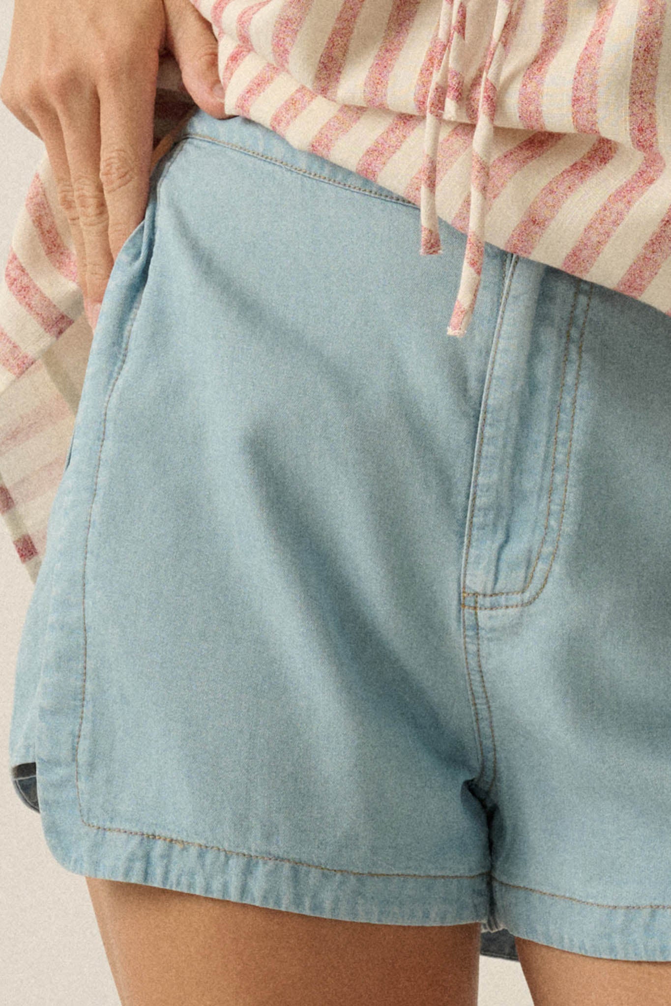 Code Blue Denim Elastic-Waist Tulip Shorts - ShopPromesa