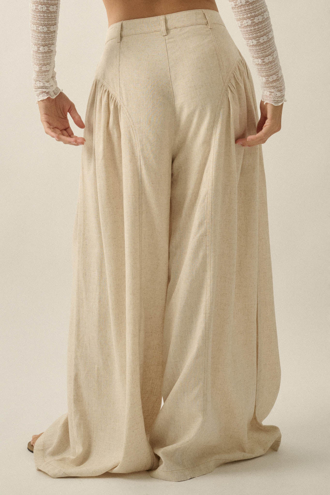 Natural Habitat Linen-Blend Gathered Wide-Leg Pants - ShopPromesa