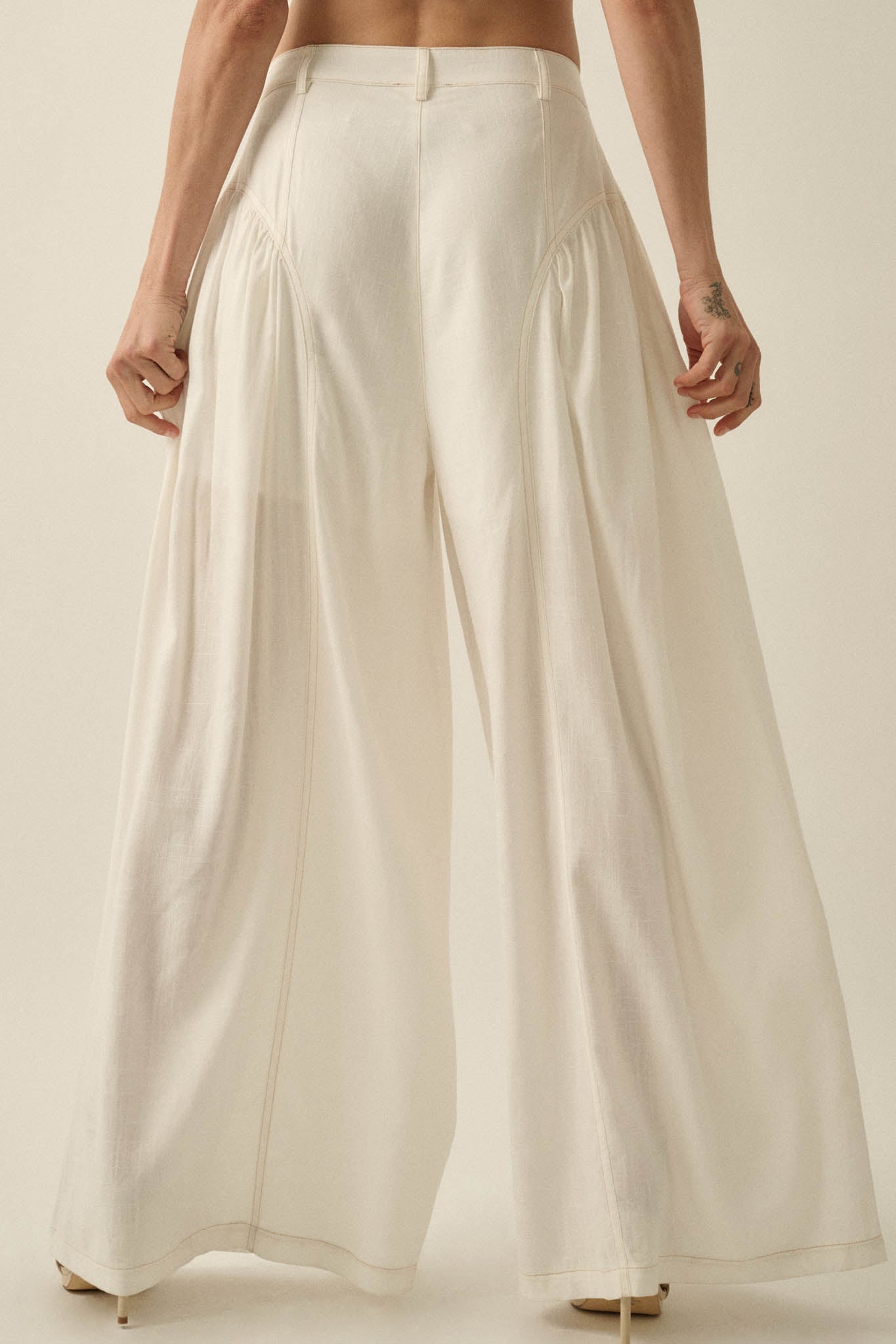 Natural Habitat Linen-Blend Gathered Wide-Leg Pants - ShopPromesa