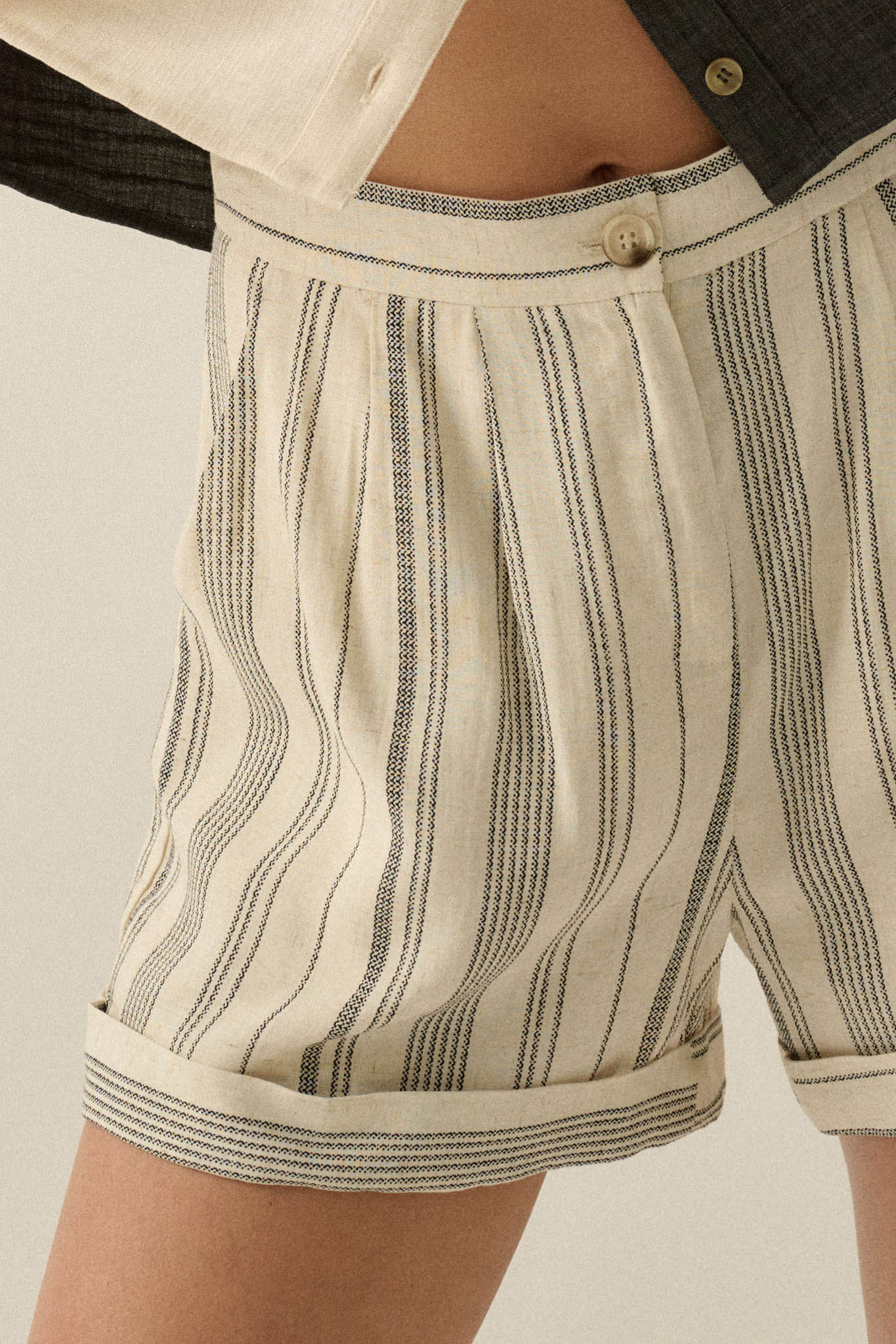 Get Along Pinstripe Pleated Cuffed Pocket Shorts - ShopPromesa