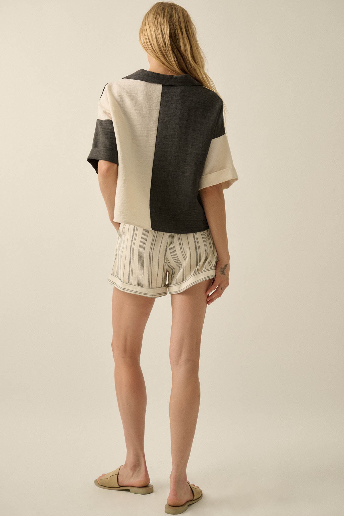 Get Along Pinstripe Pleated Cuffed Pocket Shorts - ShopPromesa