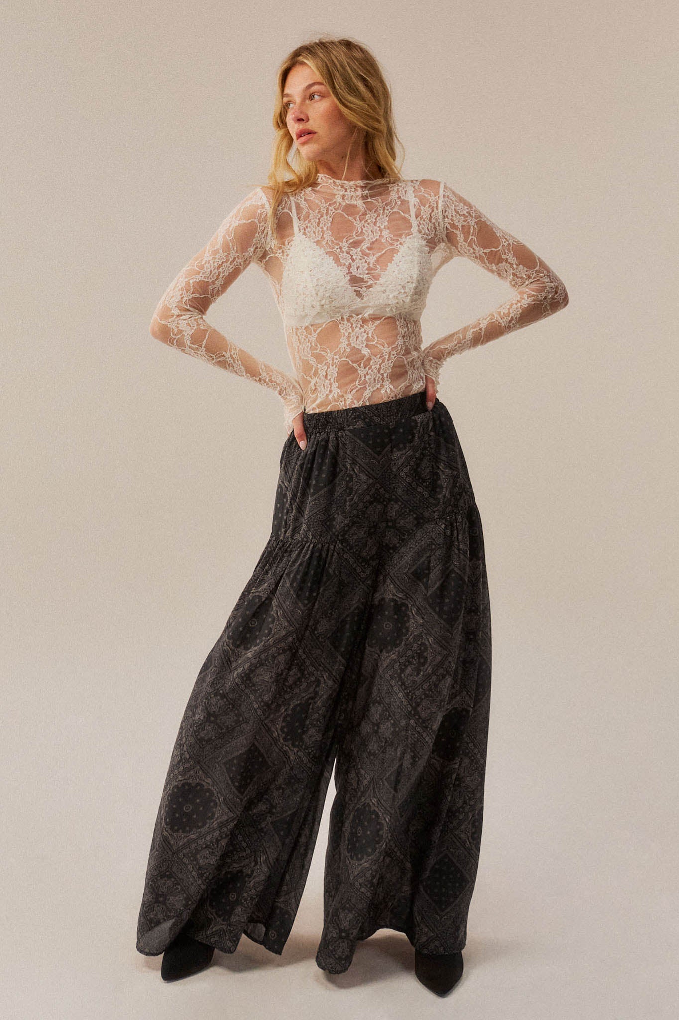 Paisley Parade Bandana-Print Gathered Wide-Leg Pants - ShopPromesa