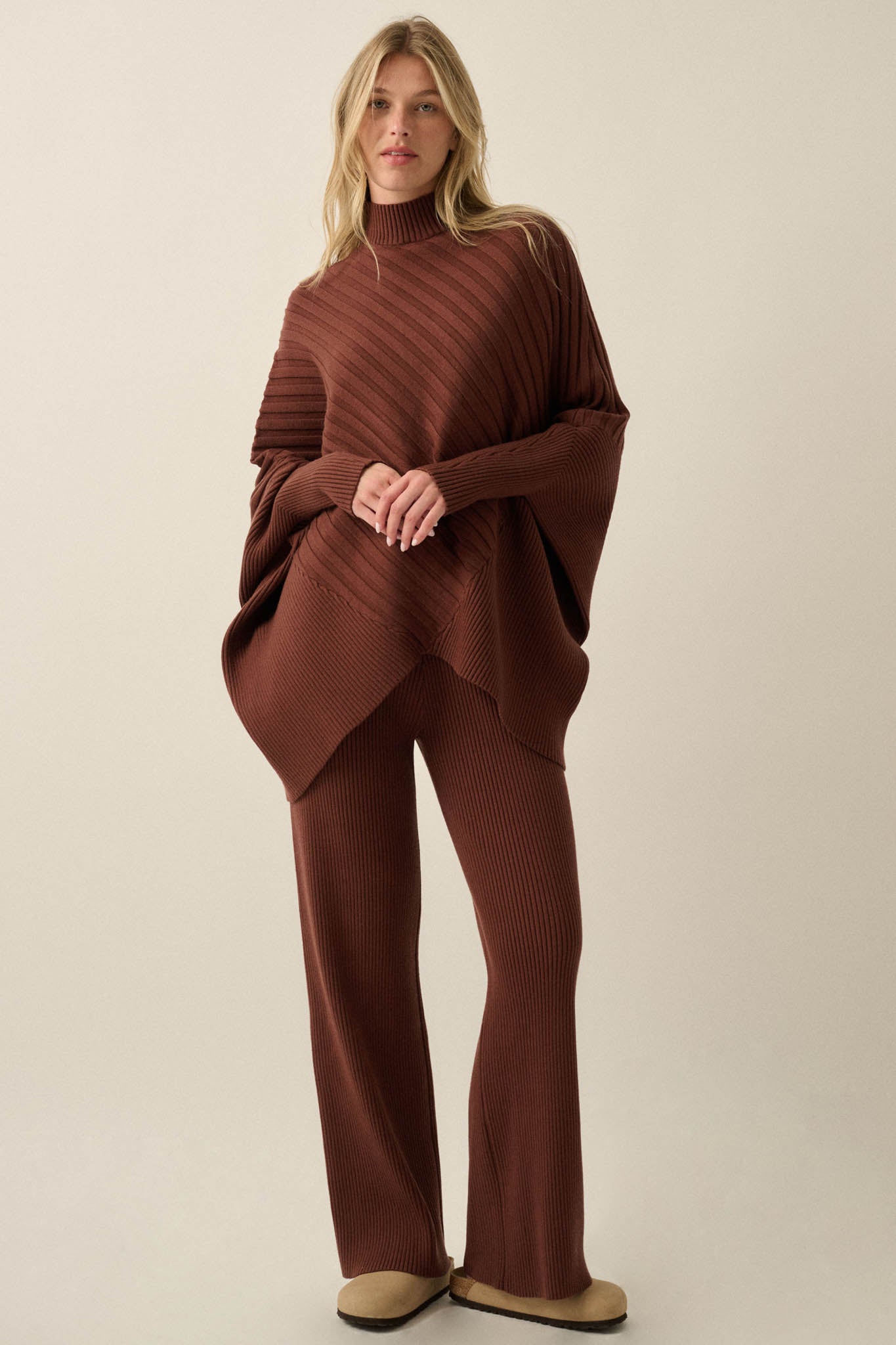 Downtown Lounge Ribbed Knit Drawstring Sweater Pants - ShopPromesa
