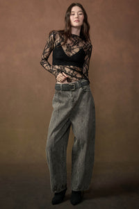 Great Strides Vintage-Wash Low-Rise Barrel Jeans - ShopPromesa