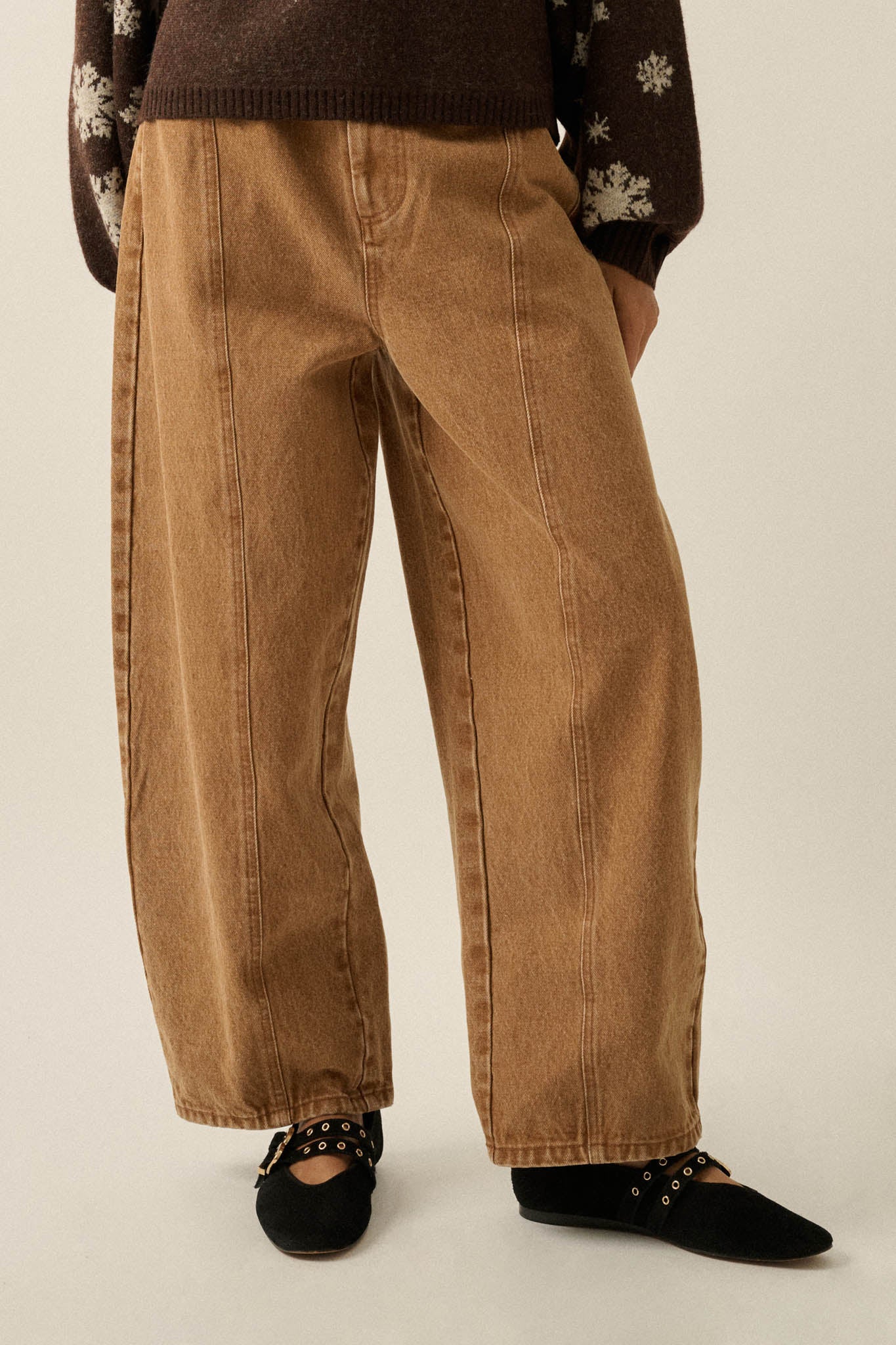 Great Strides Vintage-Wash Low-Rise Barrel Jeans - ShopPromesa