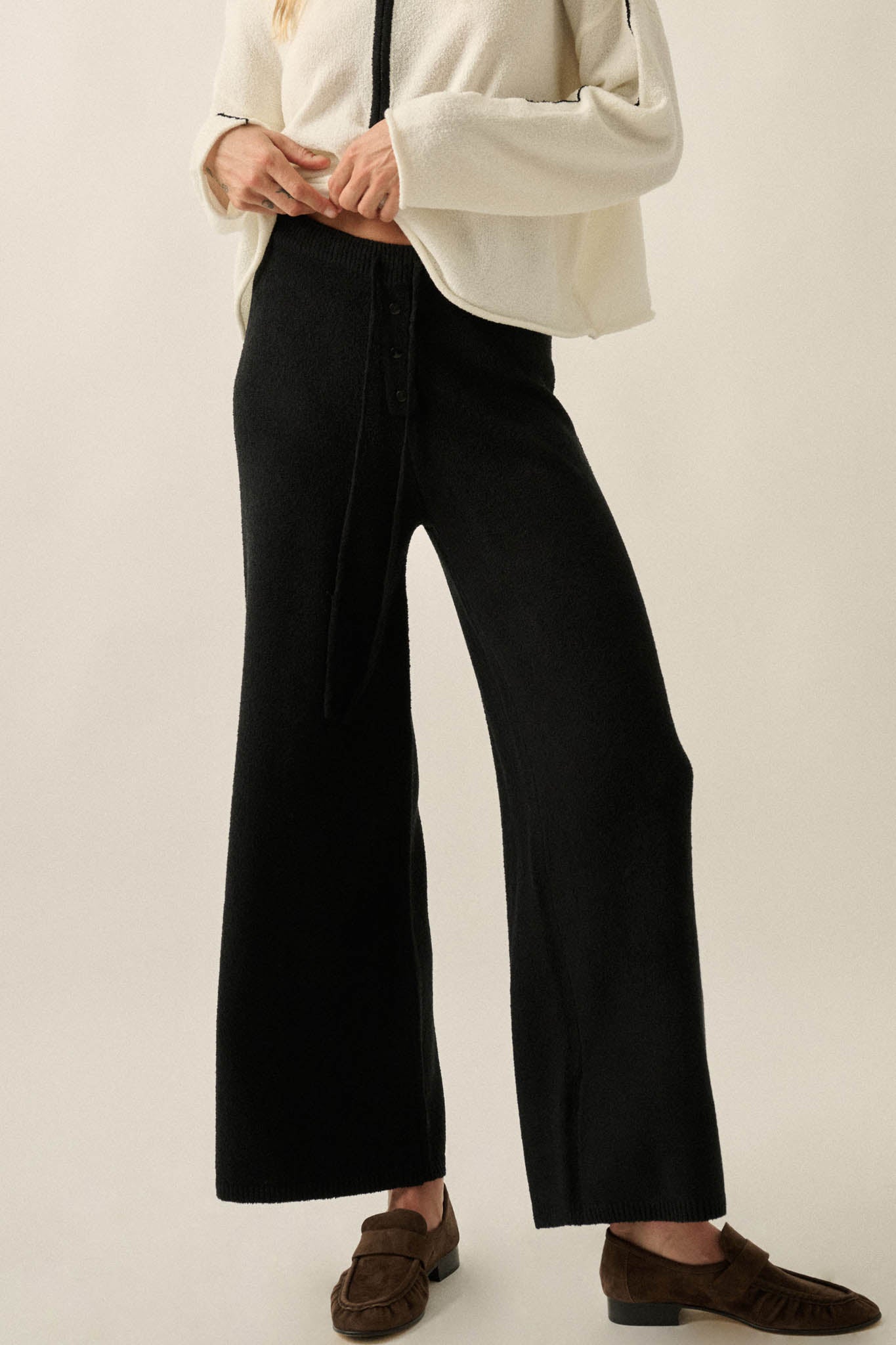 Promise the Label Textured Split-Hem Sweater Pants