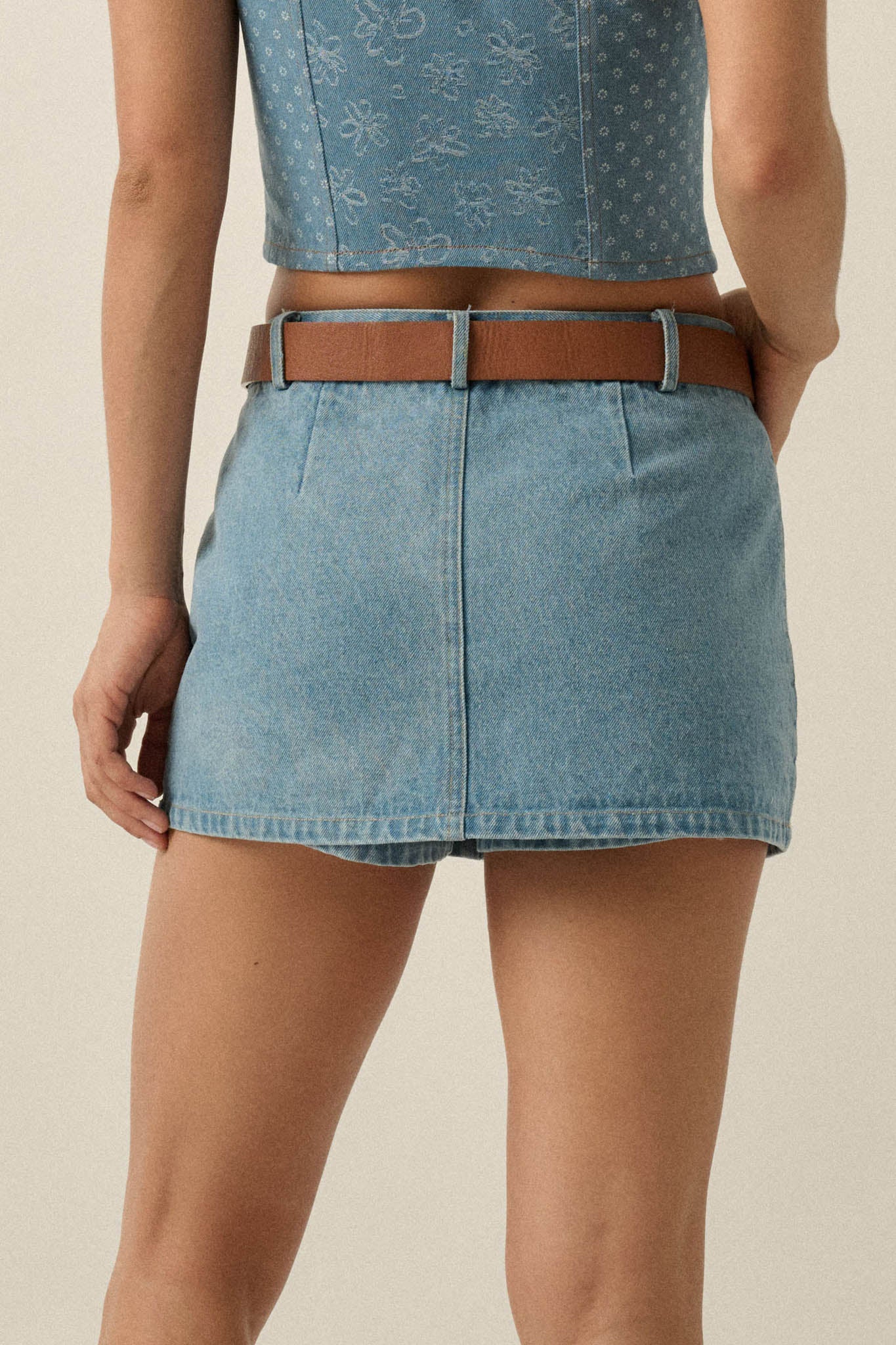 Jean Scene Low-Rise Denim Mini Skort - ShopPromesa