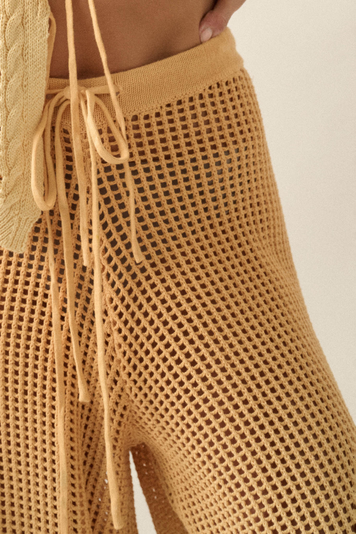Fade Out Ombre Crochet Open-Knit Drawstring Pants - ShopPromesa