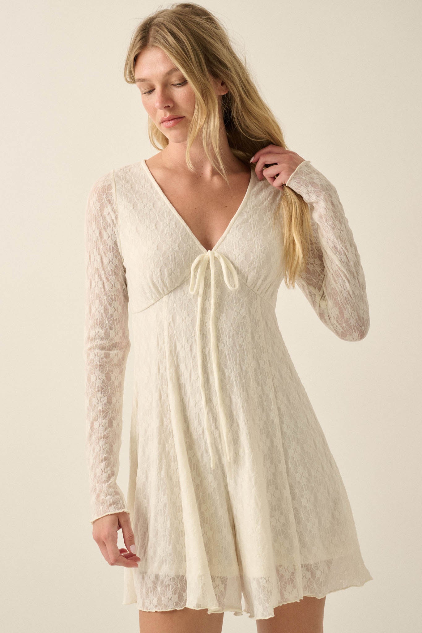 Just Lovely Floral Lace Long-Sleeve Babydoll Romper - ShopPromesa