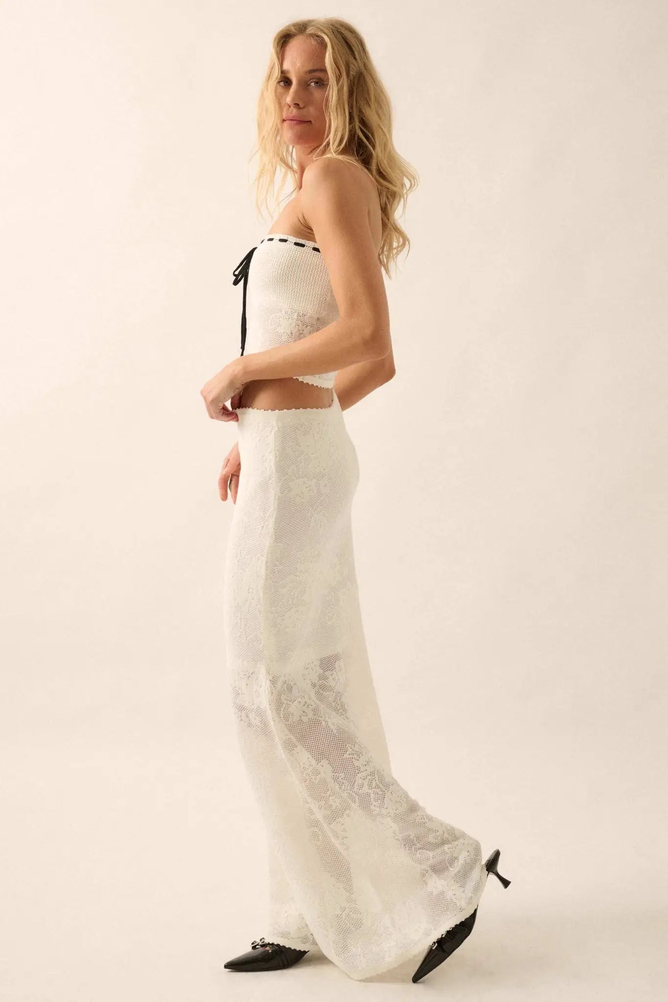 Beguiling Blooms Floral Lace Mermaid Maxi Skirt - ShopPromesa