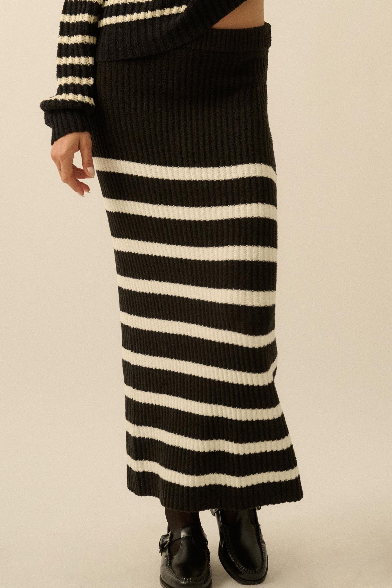 Promise the Label Striped Maxi Sweater Skirt - ShopPromesa