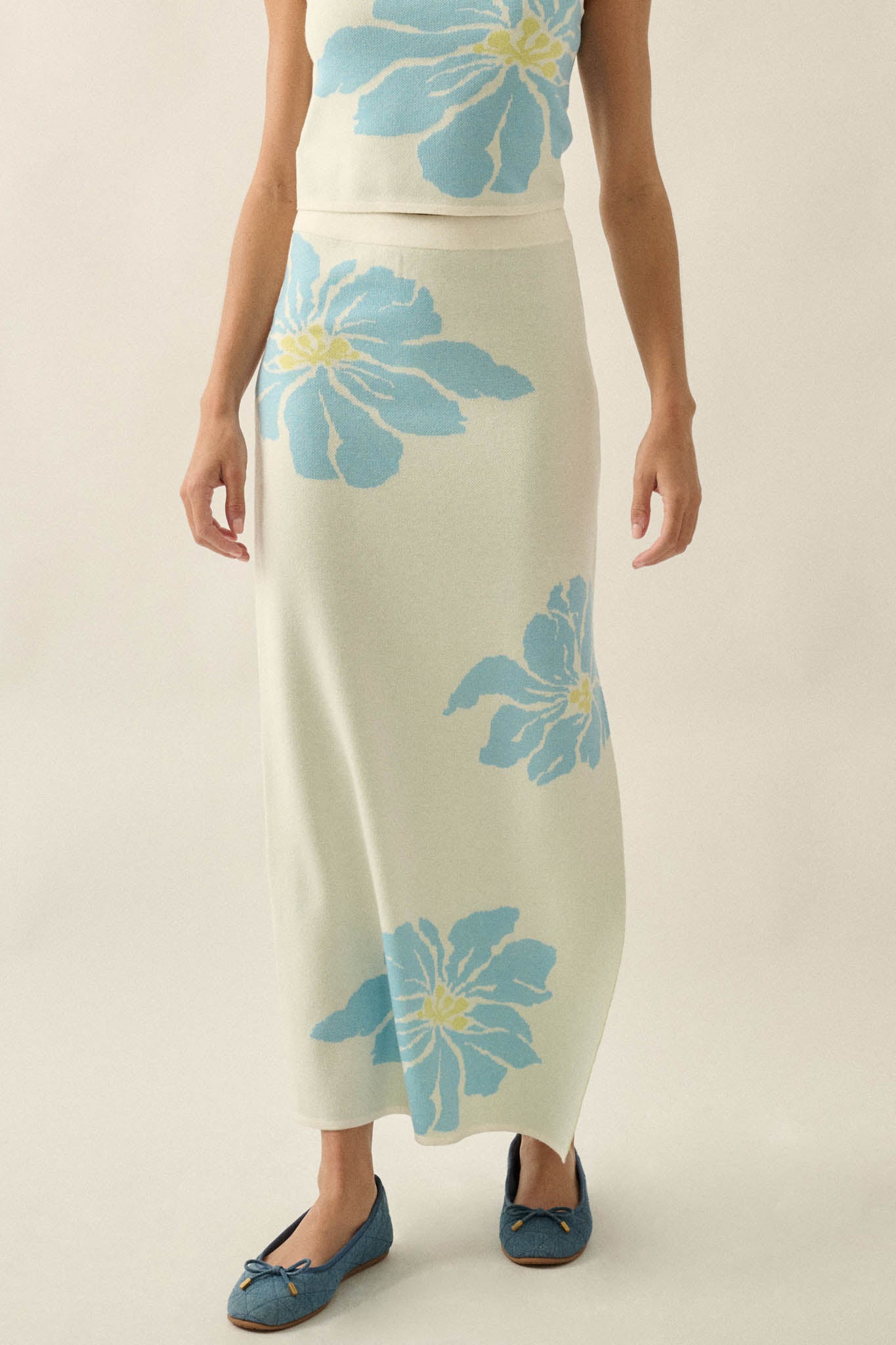 Hibiscus Blooms Floral Jacquard-Knit Maxi Skirt - ShopPromesa