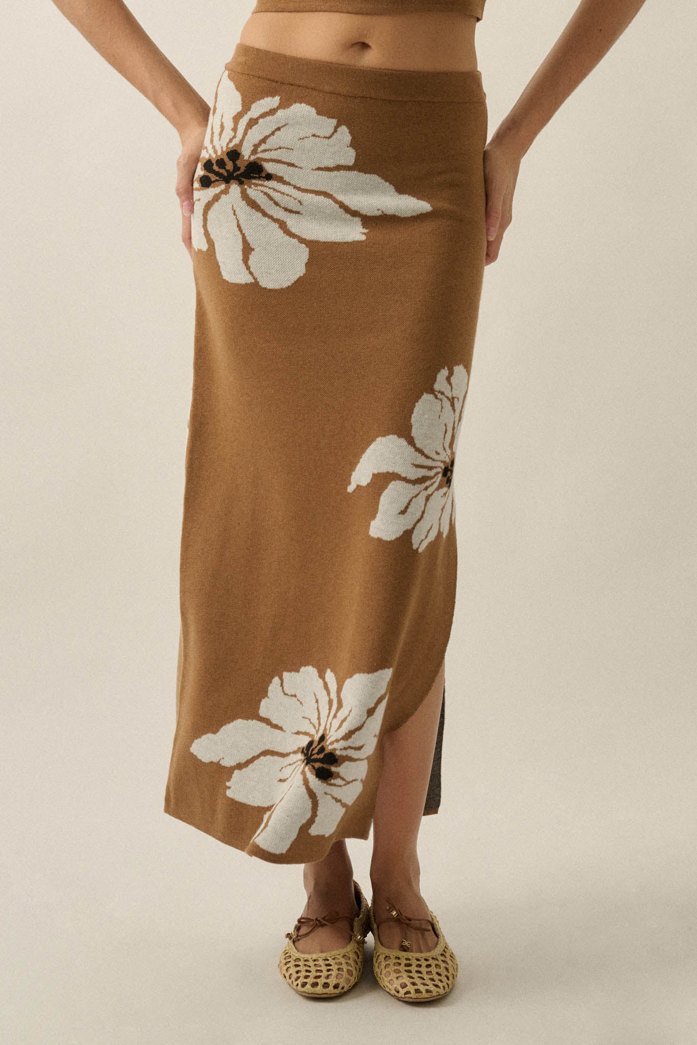 Hibiscus Blooms Floral Jacquard-Knit Maxi Skirt - ShopPromesa