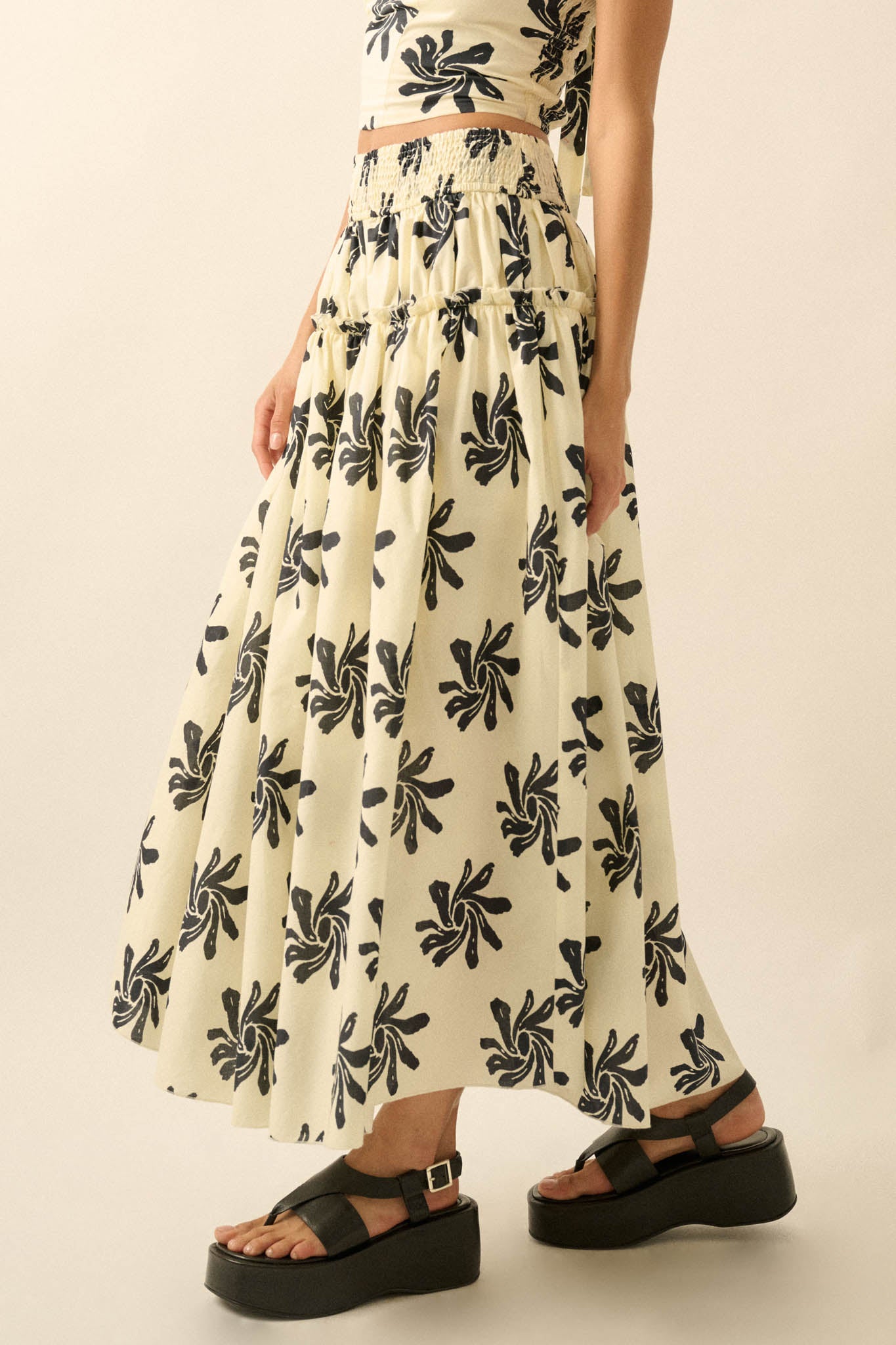 Garden Twirl Floral-Print Gathered Maxi Skirt - ShopPromesa