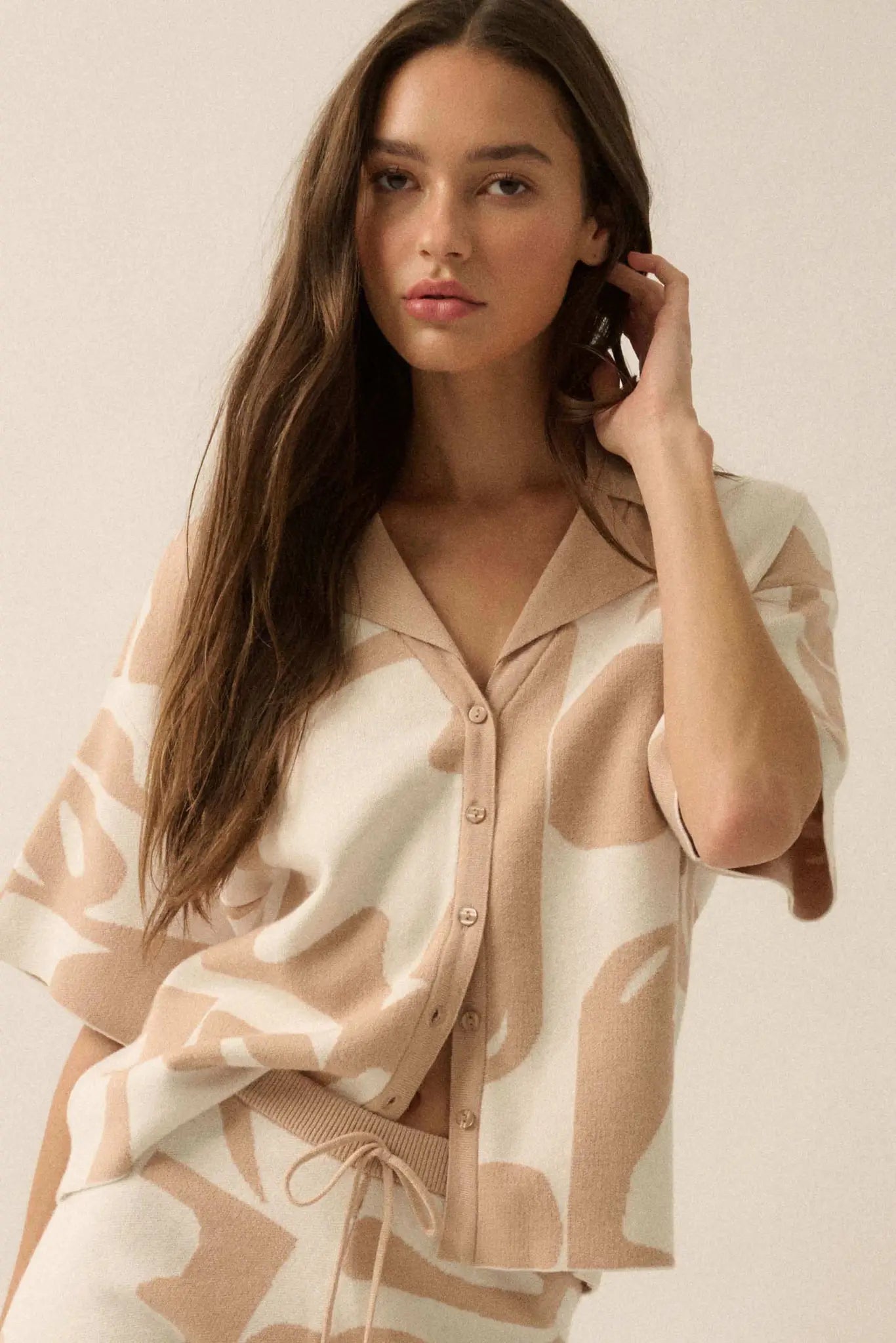 Graphic Garden Floral Jacquard Knit Shirt - ShopPromesa