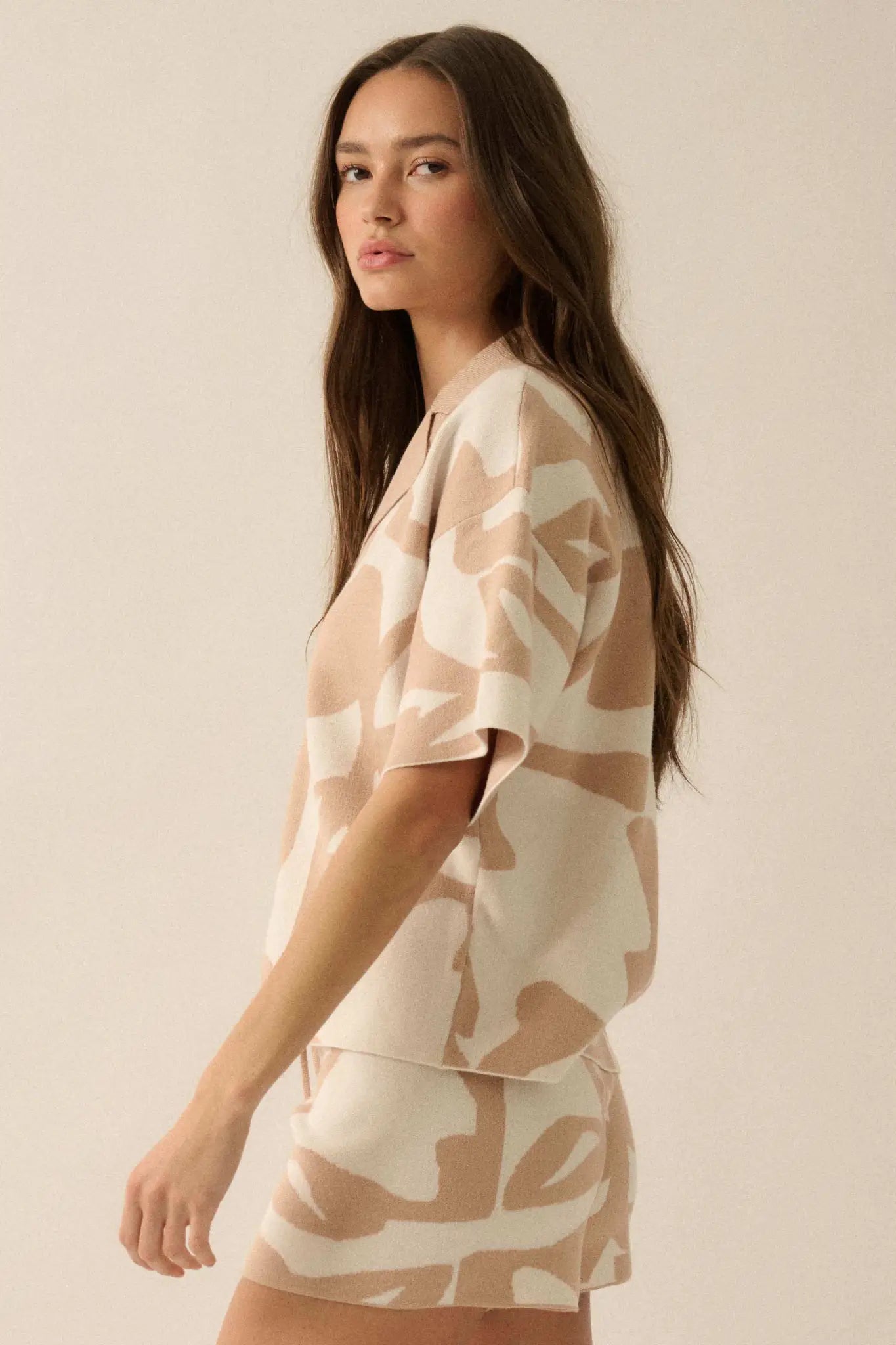 Graphic Garden Floral Jacquard Knit Shirt - ShopPromesa