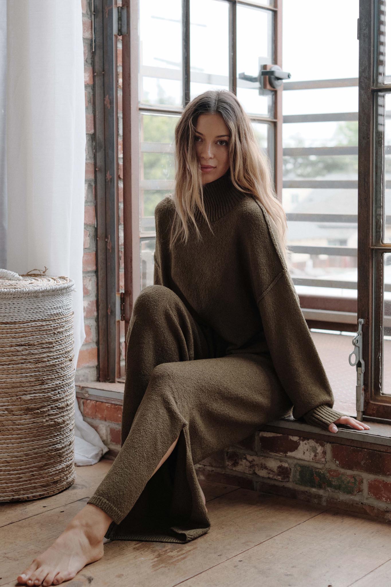 Promise the Label Textured Mock-Neck Sweater - ShopPromesa