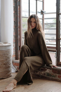 Promise the Label Textured Mock-Neck Sweater - ShopPromesa