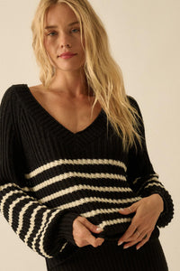Promise the Label Striped Rib-Knit V-Neck Sweater - ShopPromesa