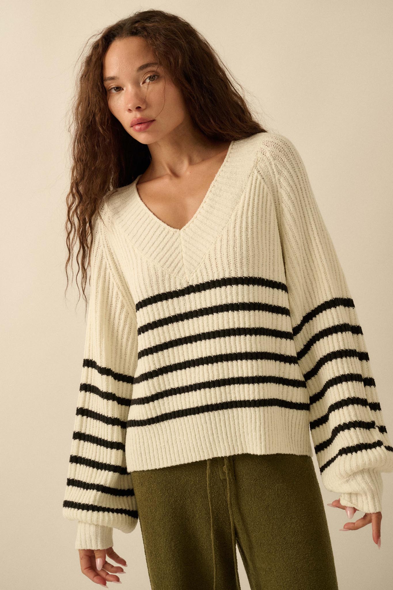 Promise the Label Striped Rib-Knit V-Neck Sweater - ShopPromesa