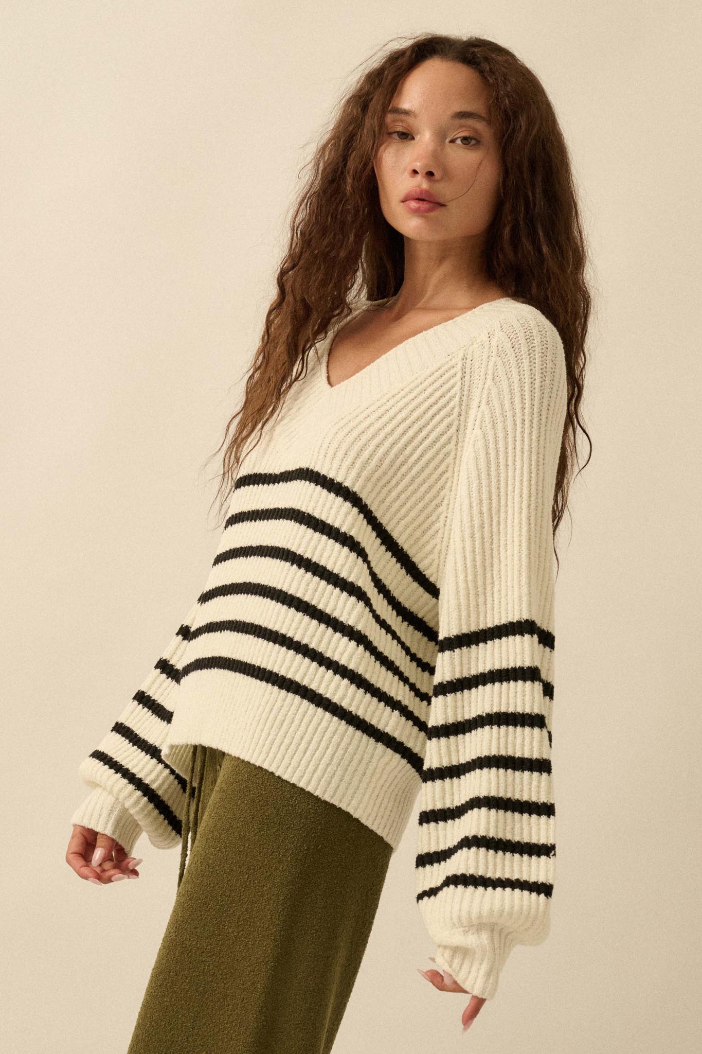 Promise the Label Striped Rib-Knit V-Neck Sweater - ShopPromesa