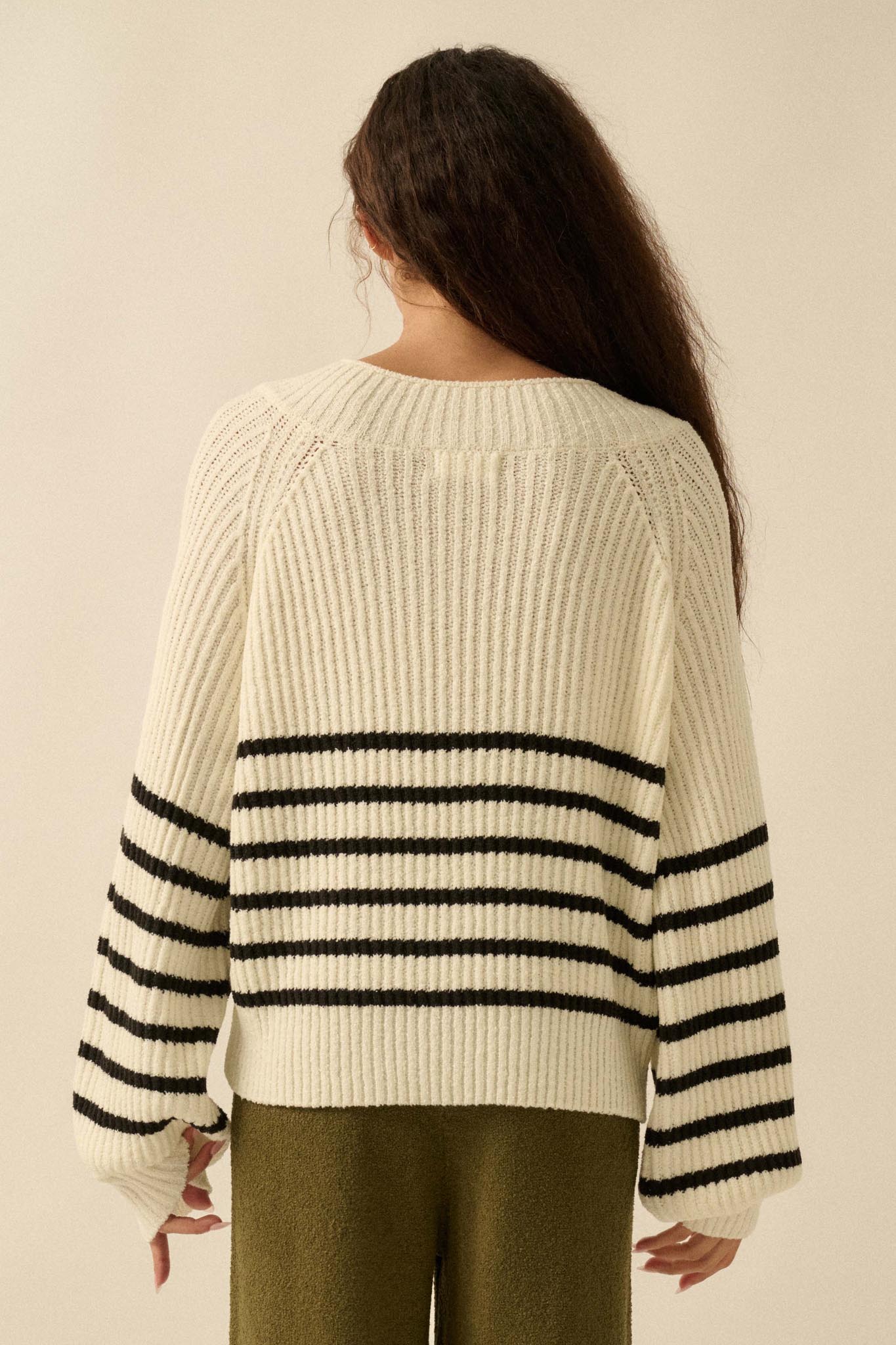 Promise the Label Striped Rib-Knit V-Neck Sweater - ShopPromesa