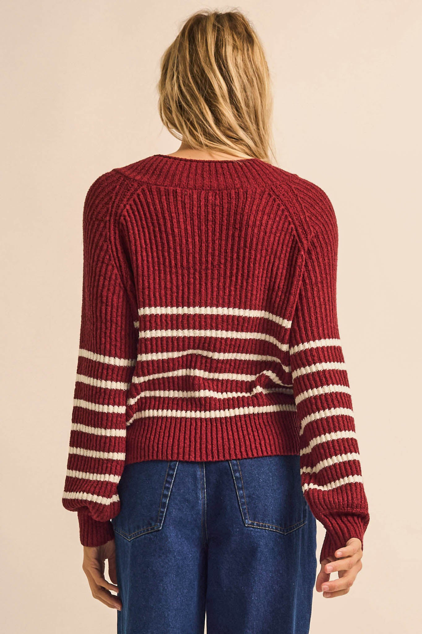 Promise the Label Striped Rib-Knit V-Neck Sweater - ShopPromesa