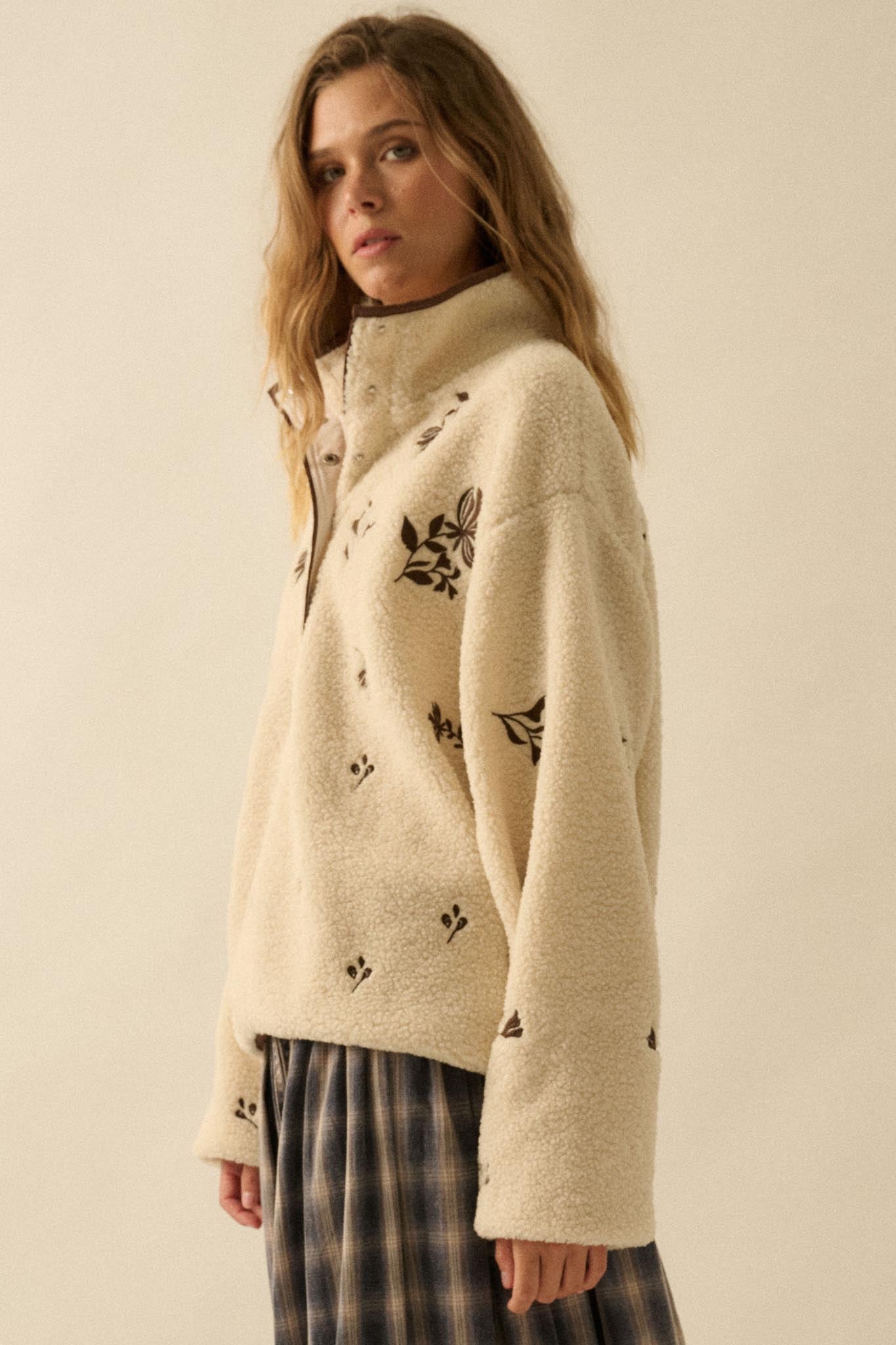 Plush Posies Floral-Embroidered Fleece Pullover - ShopPromesa