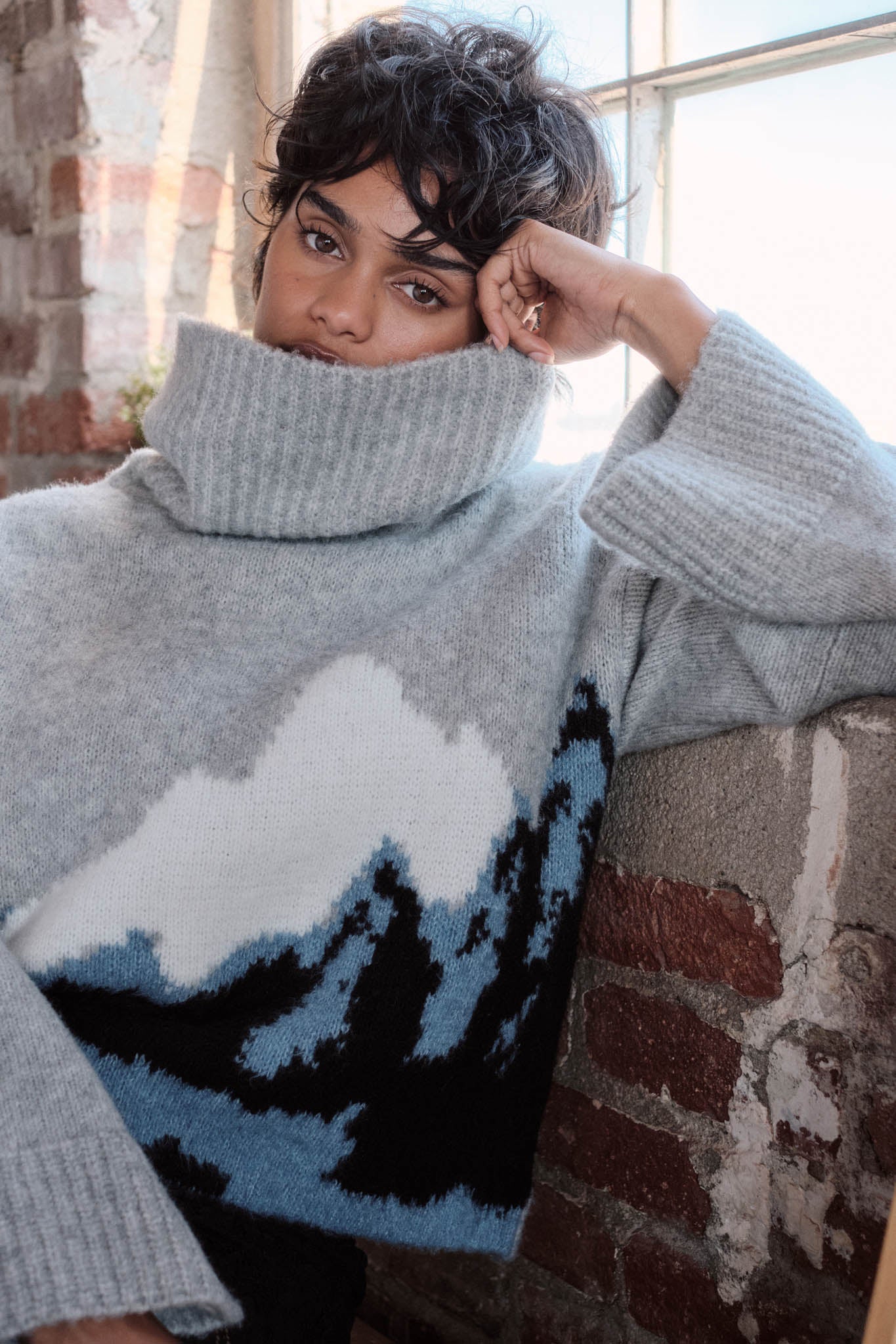 Big Sky Turtleneck Wide-Sleeve Landscape Sweater - ShopPromesa