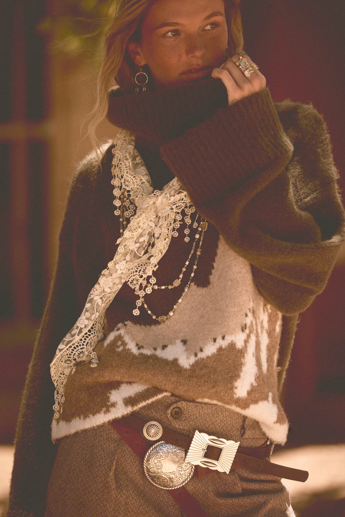 Big Sky Turtleneck Wide-Sleeve Landscape Sweater - ShopPromesa