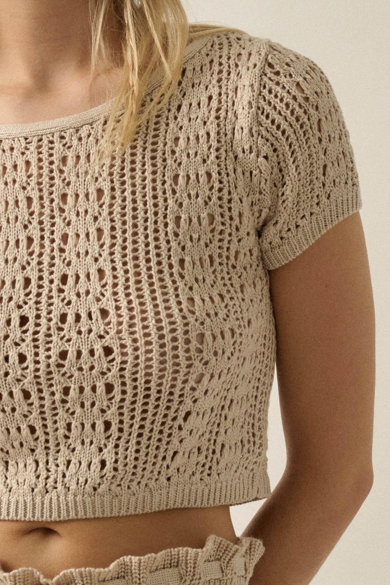 Good Vibes Crochet-Knit Short-Sleeve Cropped Sweater - ShopPromesa