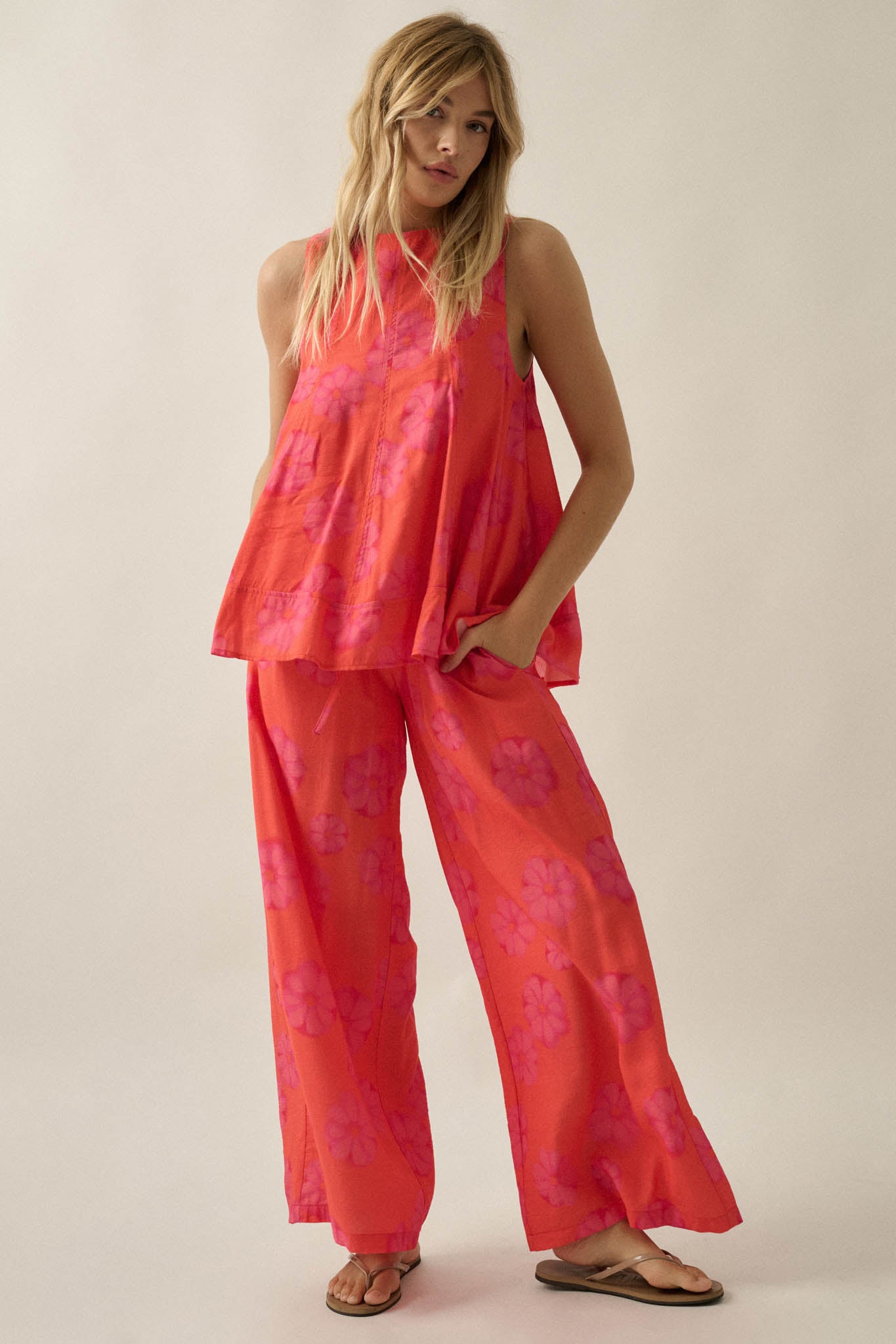So Delightful Floral Sleeveless A-Line Swing Top - ShopPromesa