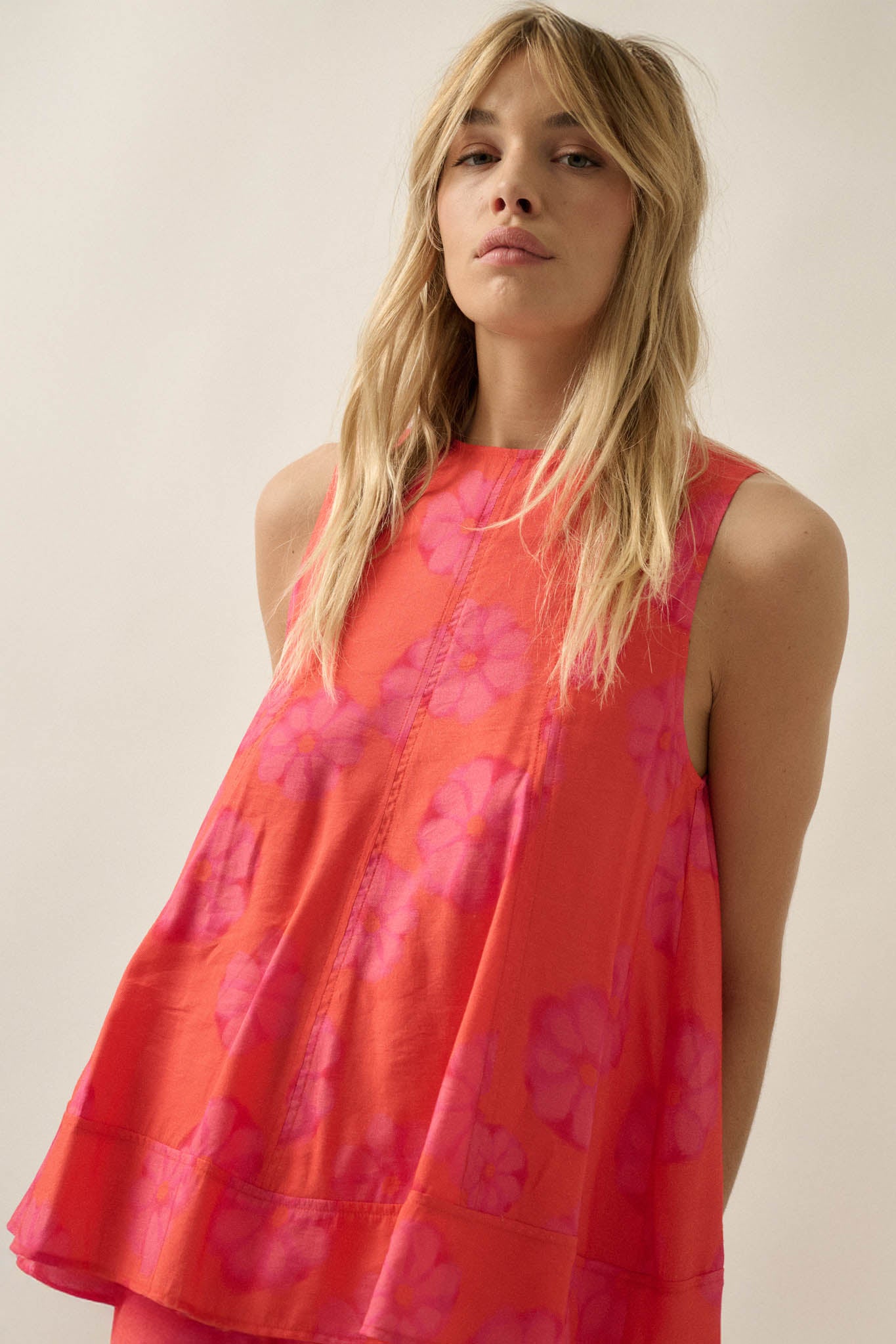 So Delightful Floral Sleeveless A-Line Swing Top - ShopPromesa