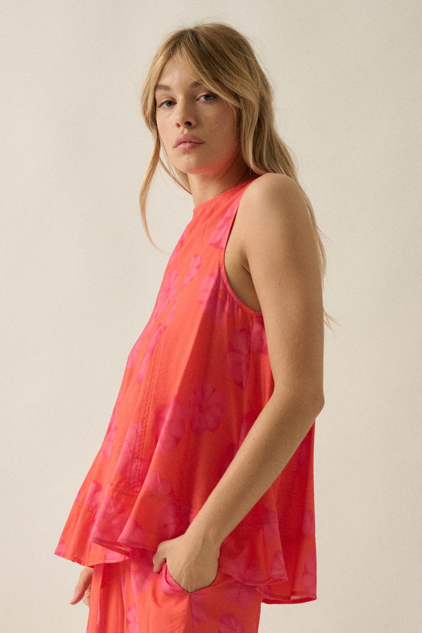 So Delightful Floral Sleeveless A-Line Swing Top - ShopPromesa