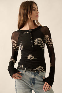 Deco Blossoms Floral Mesh Raglan Henley Top - ShopPromesa