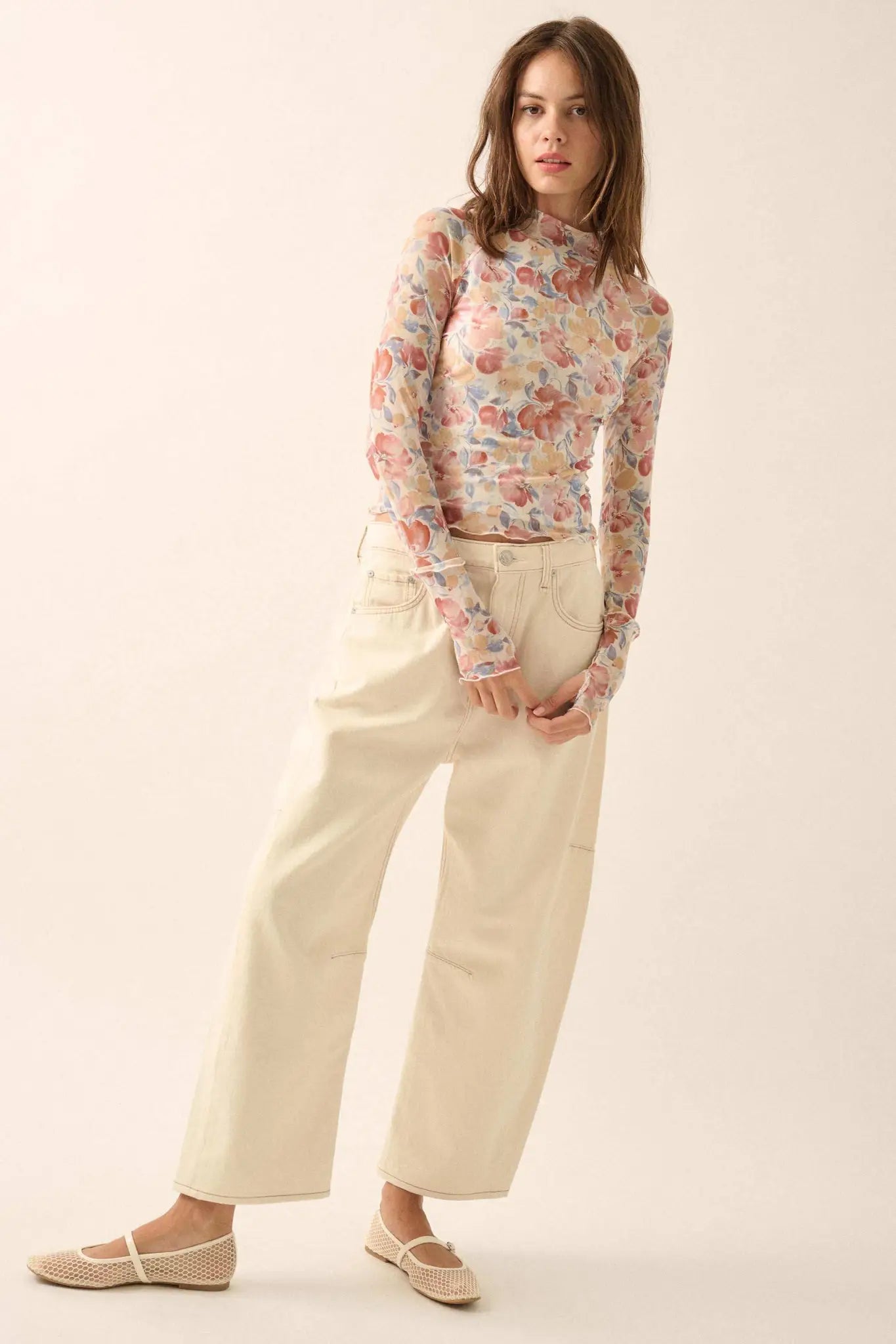 Bouquet All Day Floral Mesh Thumbhole Top - ShopPromesa