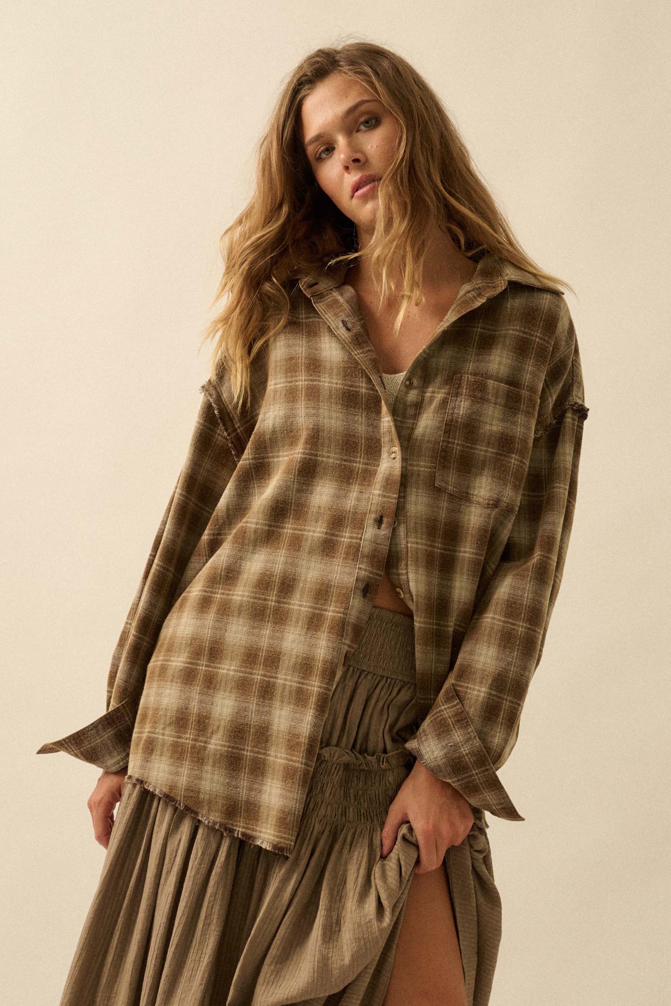 Grunge Era Oversize Raw-Edge Plaid Flannel Shirt - ShopPromesa