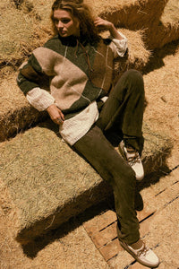 Crossing Paths Argyle Knit Collared Sweater - ShopPromesa