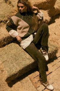 Crossing Paths Argyle Knit Collared Sweater - ShopPromesa