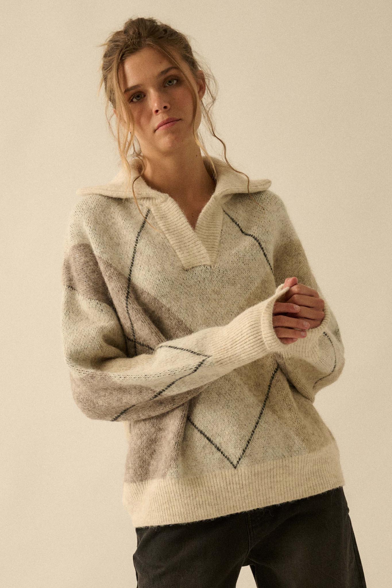 Crossing Paths Argyle Knit Collared Sweater - ShopPromesa