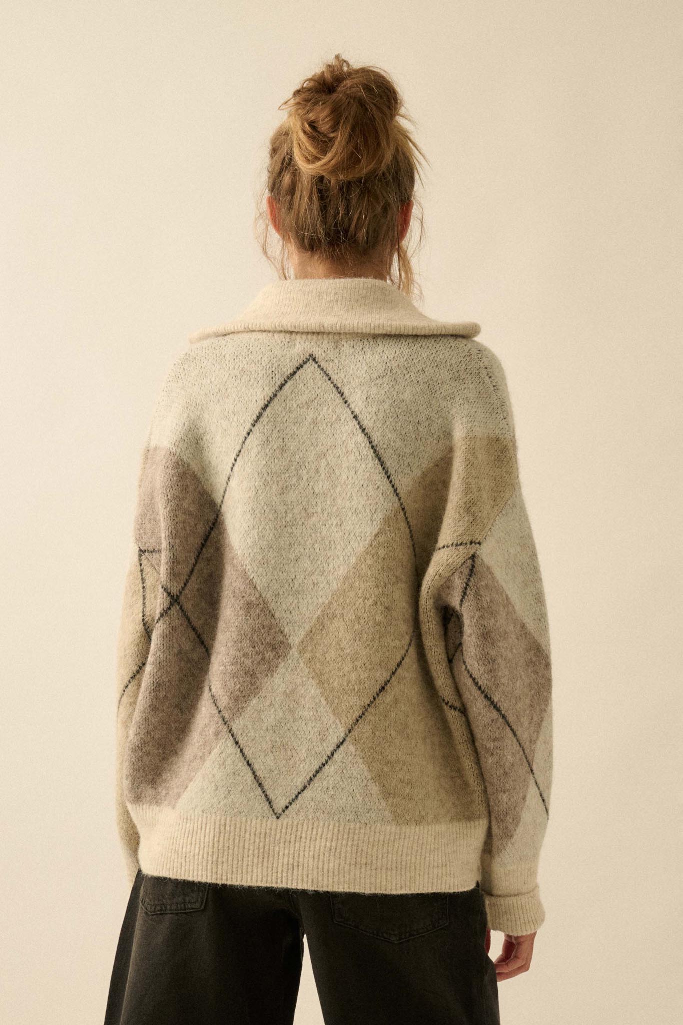 Crossing Paths Argyle Knit Collared Sweater - ShopPromesa