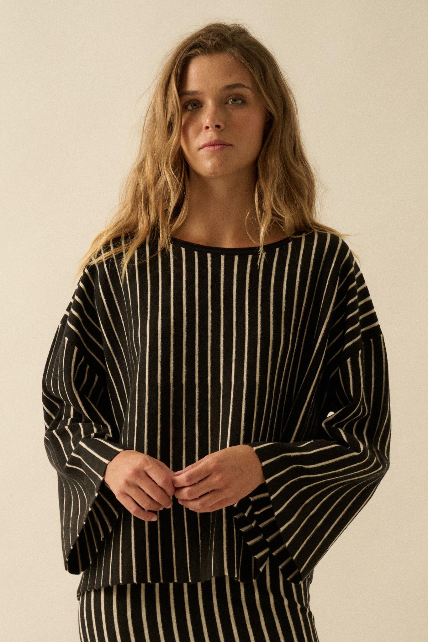 On the Line Striped Wide-Sleeve Loose-Fit Sweater - ShopPromesa