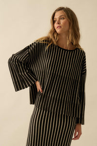 On the Line Striped Wide-Sleeve Loose-Fit Sweater - ShopPromesa