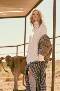 Twist Ending Oversize Cable Knit Mock-Neck Sweater - ShopPromesa