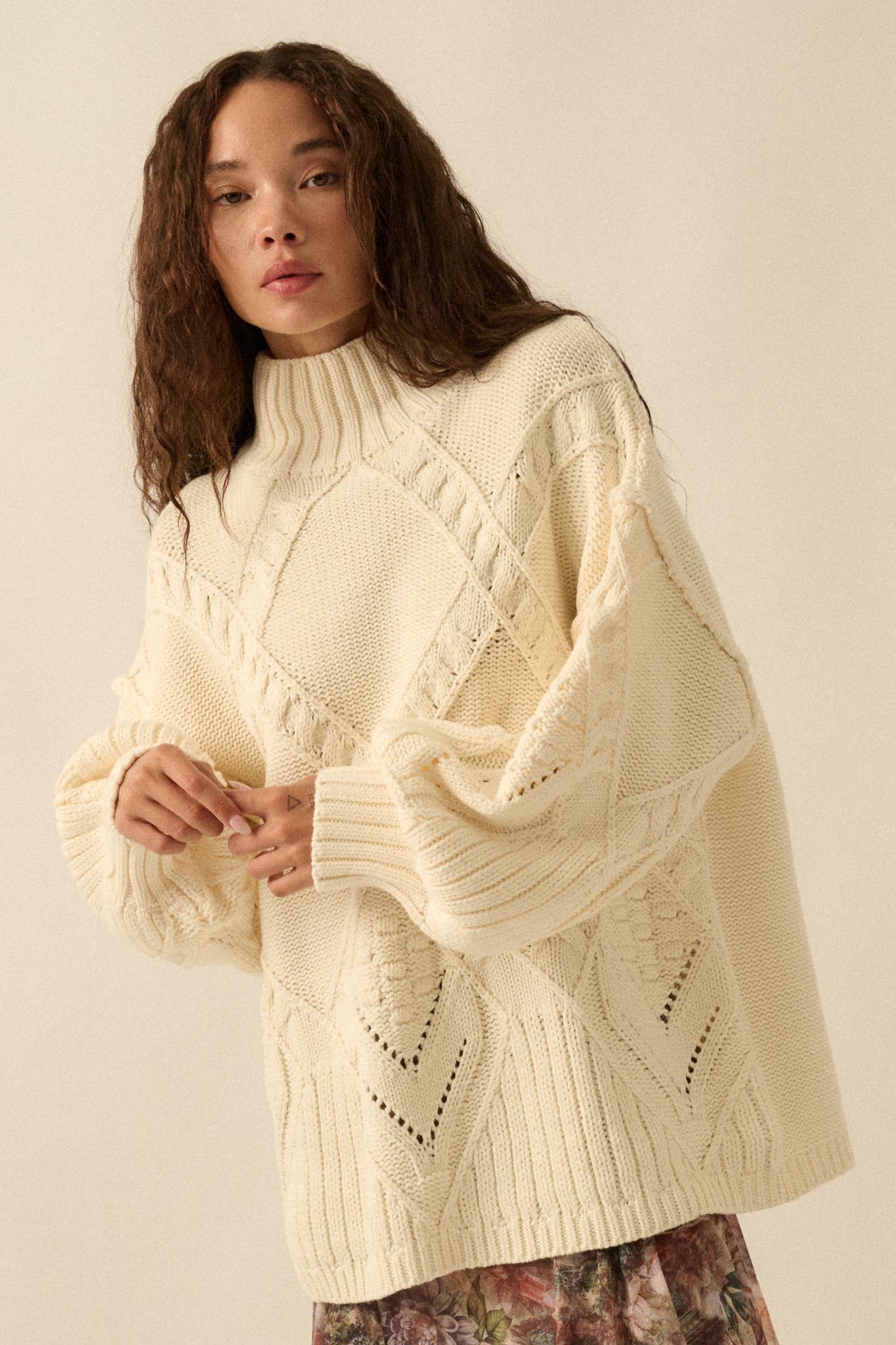 Twist Ending Oversize Cable Knit Mock-Neck Sweater - ShopPromesa