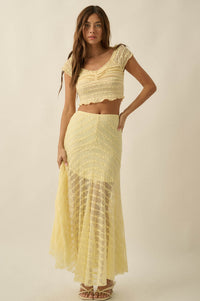 Lacy Blooms Floral Lace Cropped V-Neck Top - ShopPromesa