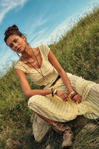 Lacy Blooms Floral Lace Cropped V-Neck Top - ShopPromesa