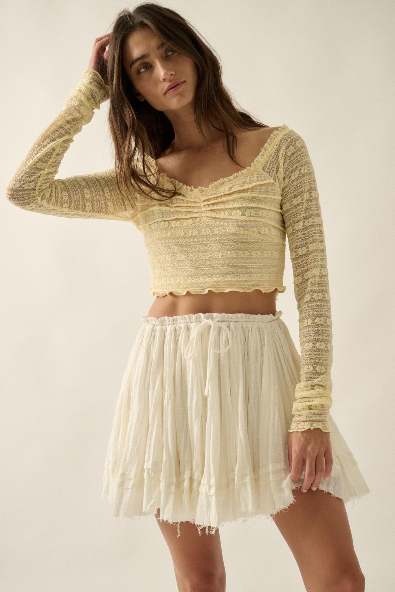 Beautiful Life Floral Lace Long-Sleeve Crop top - ShopPromesa