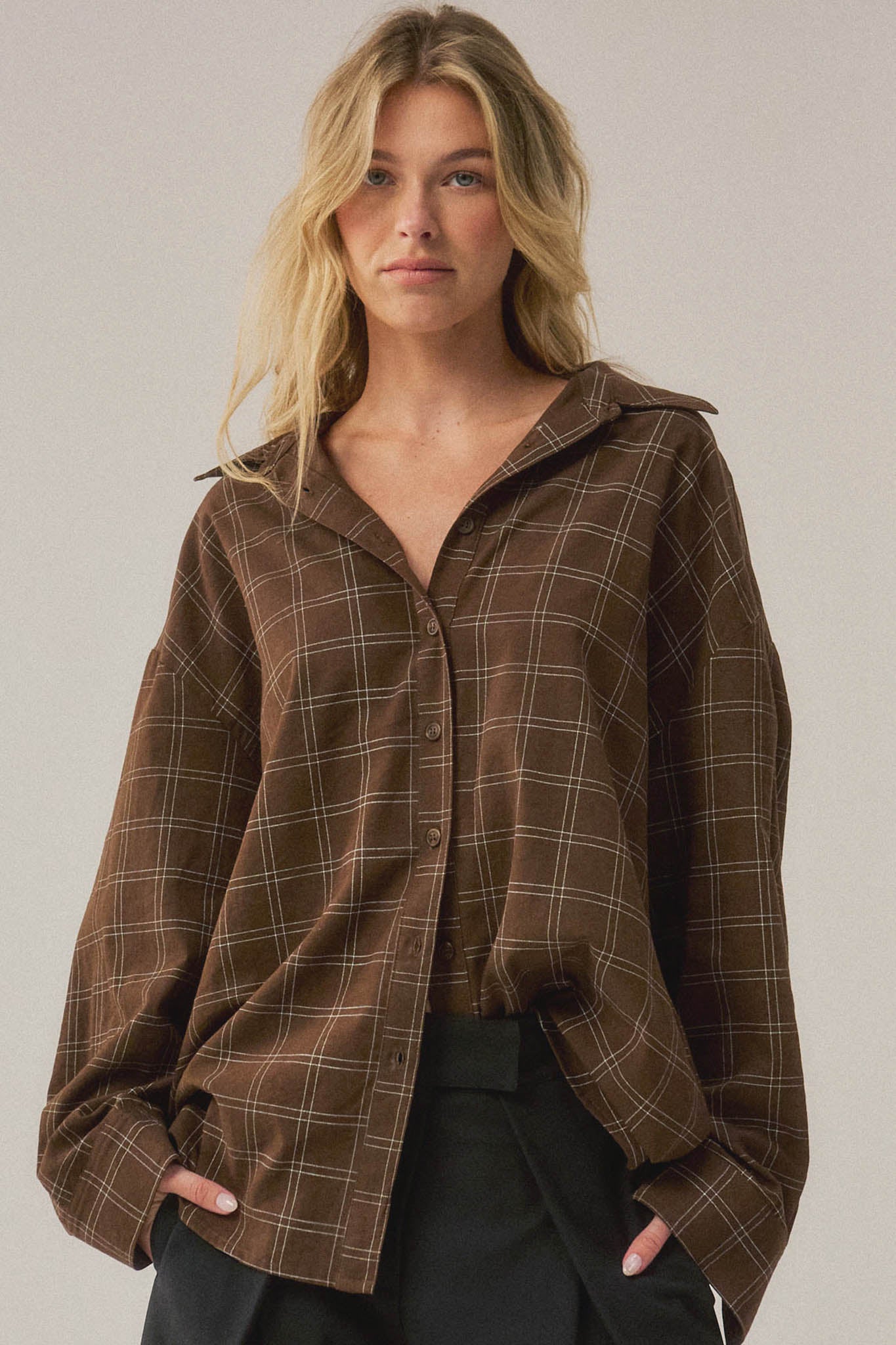 Box Office Plaid Oversize Button-Up Collared Shirt - ShopPromesa